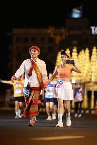 BIB: 
                            <button type="button" onclick="openModal(23952605)" class="btn btn-primary btn-sm float-right btn-popup" data-toggle="modal" data-target=".modal-high-quality">
                        <i class="fas fa-shopping-cart"></i> Add to Cart
                    </button>
                                            <button type="button" onclick="isThisMe(23952605, true)" class="btn btn-success btn-sm float-right btn-popup btn-isme hidden" data-toggle="tooltip" data-placement="bottom" title="นี่คือรูปของคุณใช่ไหม คลิกที่นี่เพื่อเอาเข้าอัลบั้ม">
                        <i class="fas fa-plus"></i> Add to album
                    </button>
                    <button type="button" onclick="isThisMe(23952605, false)" class="btn btn-warning btn-sm float-right btn-popup btn-isnotme hidden">
                        <i class="fas fa-ban"></i> Remove from album
                    </button>